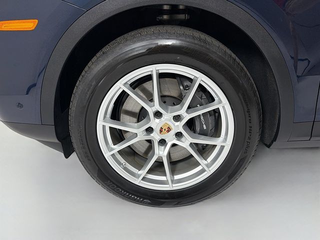 2025 Porsche Cayenne AWD - 23038890 - 33