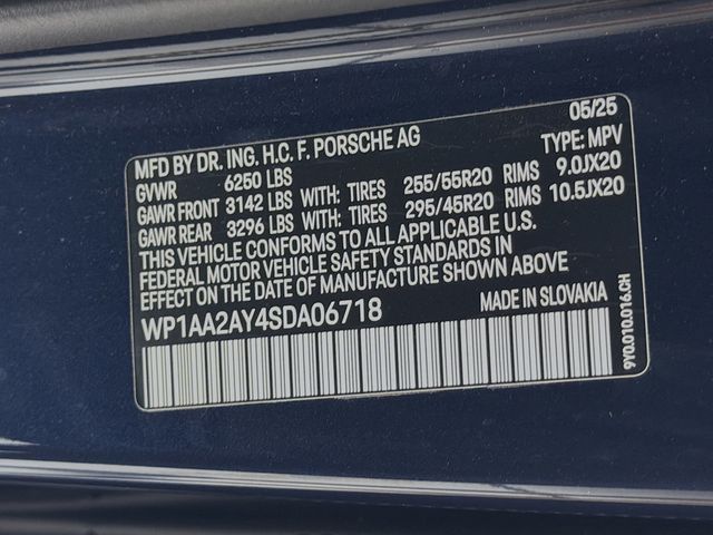 2025 Porsche Cayenne AWD - 23038890 - 36