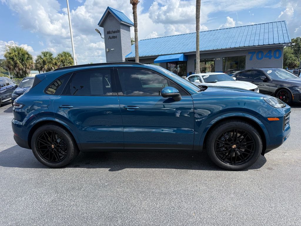 2025 Porsche Cayenne AWD - 23064064 - 3