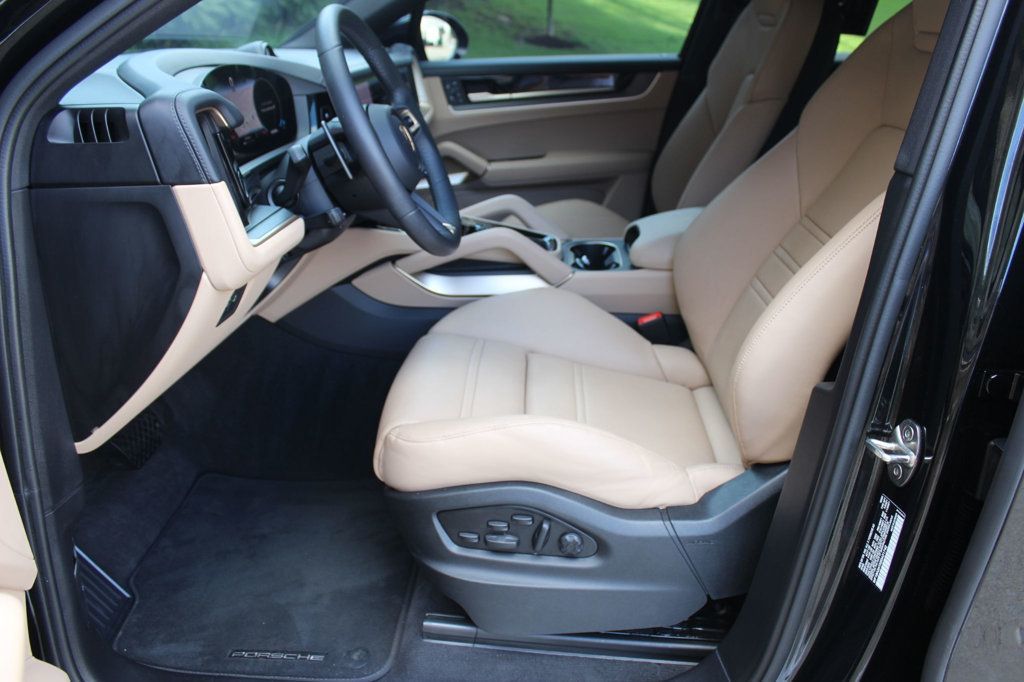 2025 Porsche Cayenne Coupe AWD - 23035172 - 20