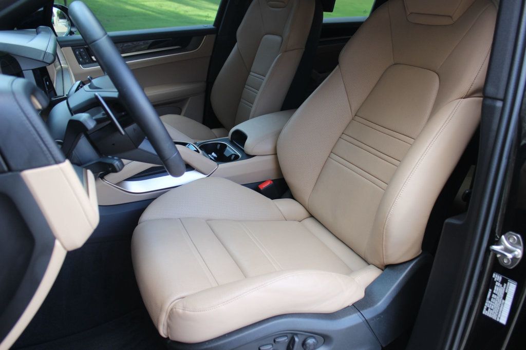 2025 Porsche Cayenne Coupe AWD - 23035172 - 21