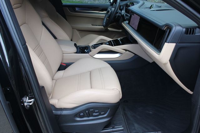 2025 Porsche Cayenne Coupe AWD - 23035172 - 23