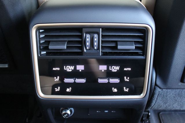 2025 Porsche Cayenne Coupe AWD - 23035172 - 34