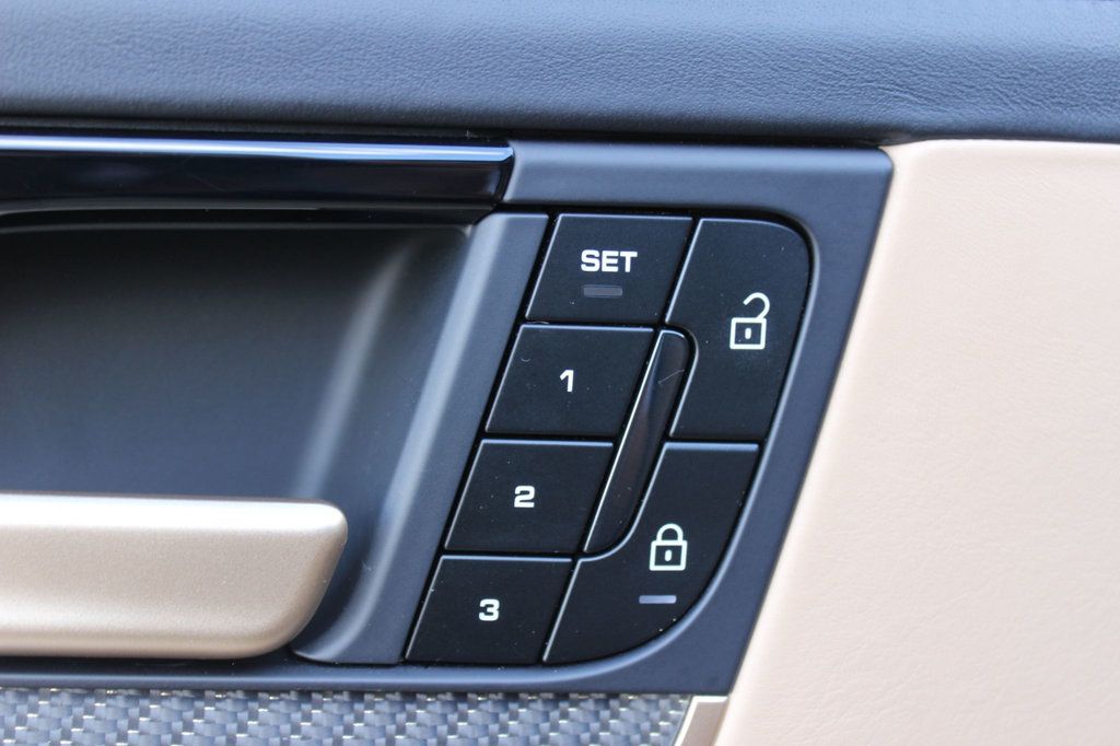 2025 Porsche Cayenne Coupe AWD - 23035172 - 35