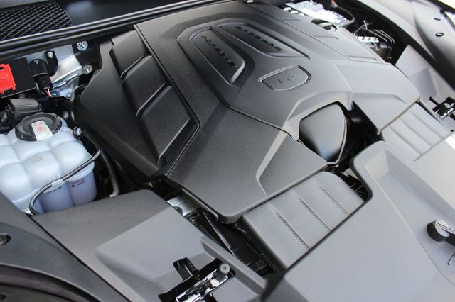2025 Porsche Cayenne Coupe AWD - 23035172 - 39