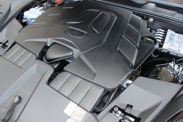 2025 Porsche Cayenne Coupe AWD - 23035172 - 41