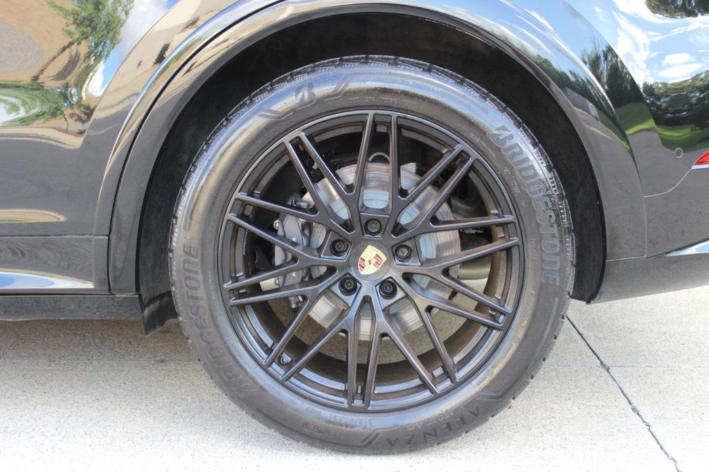 2025 Porsche Cayenne Coupe AWD - 23035172 - 43