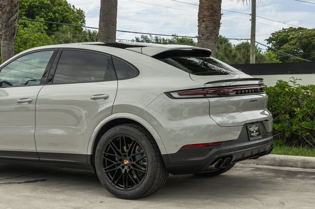 2025 Porsche Cayenne Coupe AWD - 23034450 - 4