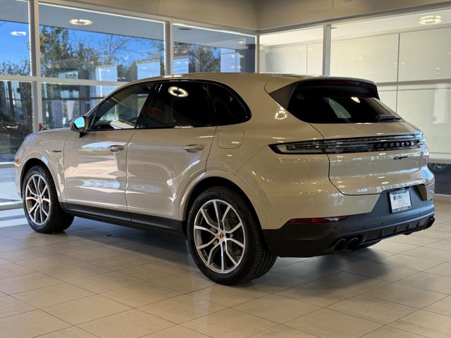2025 Porsche Cayenne E-Hybrid AWD - 23097667 - 13