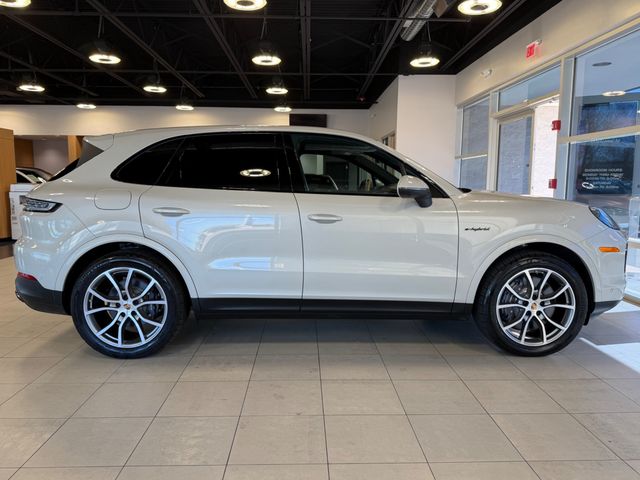 2025 Porsche Cayenne E-Hybrid AWD - 23097667 - 14