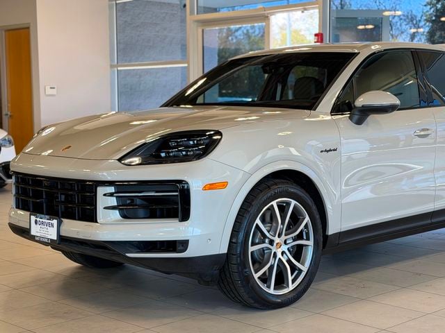 2025 Porsche Cayenne E-Hybrid AWD - 23097667 - 2