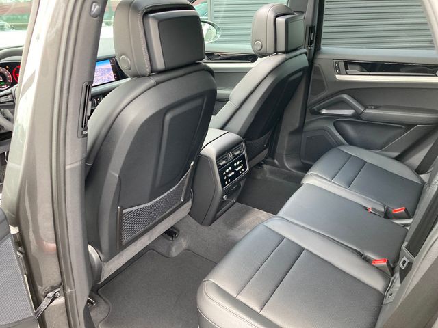 2025 Porsche Cayenne E-Hybrid AWD - 22955791 - 17