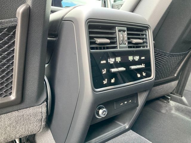 2025 Porsche Cayenne E-Hybrid AWD - 22955791 - 19