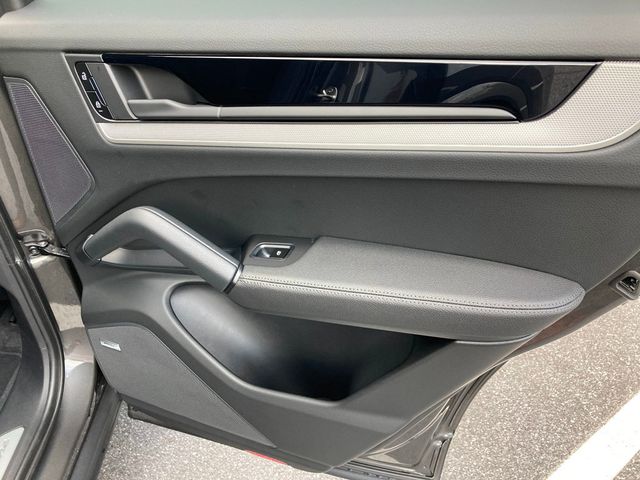 2025 Porsche Cayenne E-Hybrid AWD - 22955791 - 24