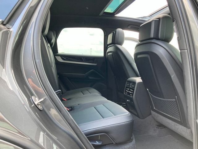 2025 Porsche Cayenne E-Hybrid AWD - 22955791 - 26