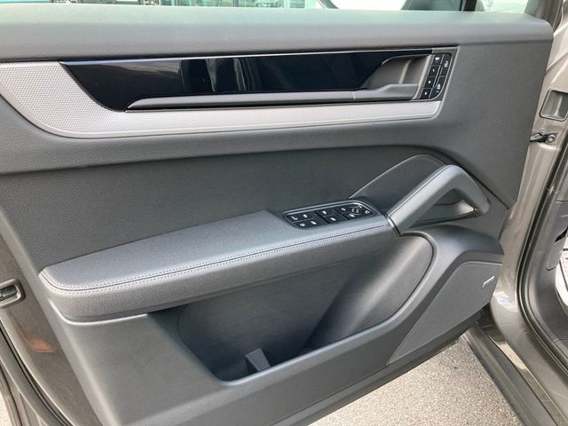 2025 Porsche Cayenne E-Hybrid AWD - 22955791 - 5