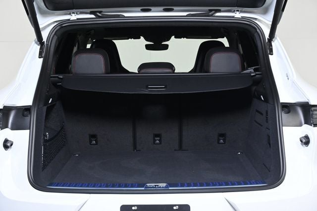 2025 Porsche Cayenne GTS - 22989638 - 24