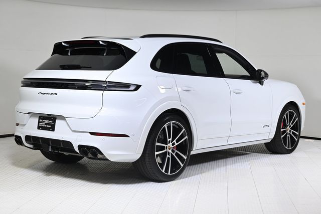 2025 Porsche Cayenne GTS - 22989638 - 6