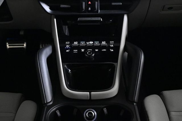 2025 Porsche Cayenne GTS - 23026377 - 15
