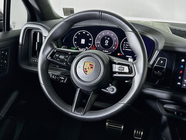 2025 Porsche Cayenne GTS - 23085448 - 11
