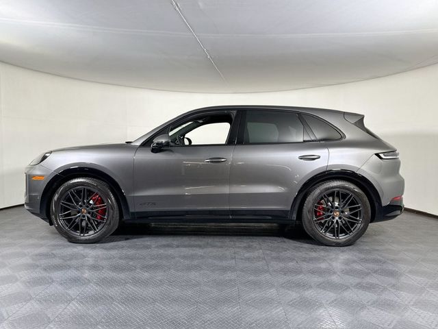 2025 Porsche Cayenne GTS - 23085448 - 1