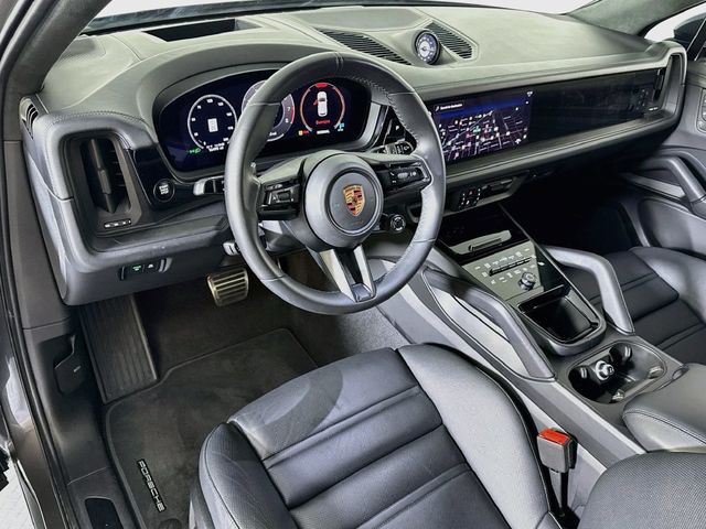 2025 Porsche Cayenne GTS - 23085448 - 3