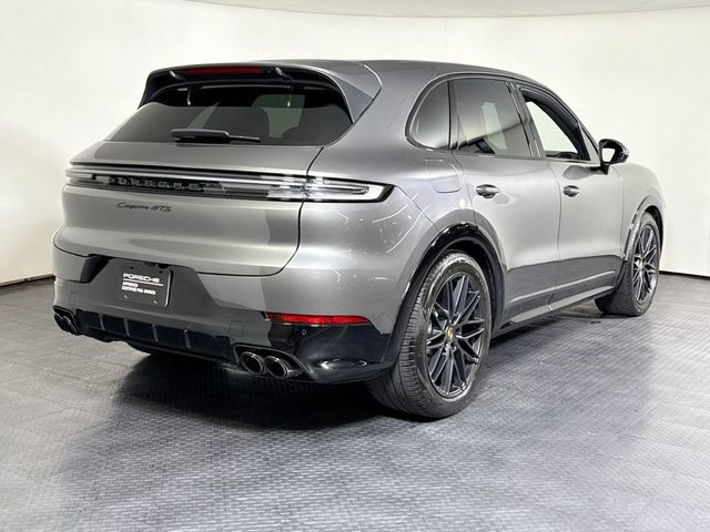 2025 Porsche Cayenne GTS - 23085448 - 6