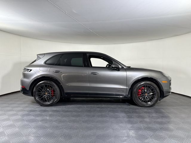 2025 Porsche Cayenne GTS - 23085448 - 7