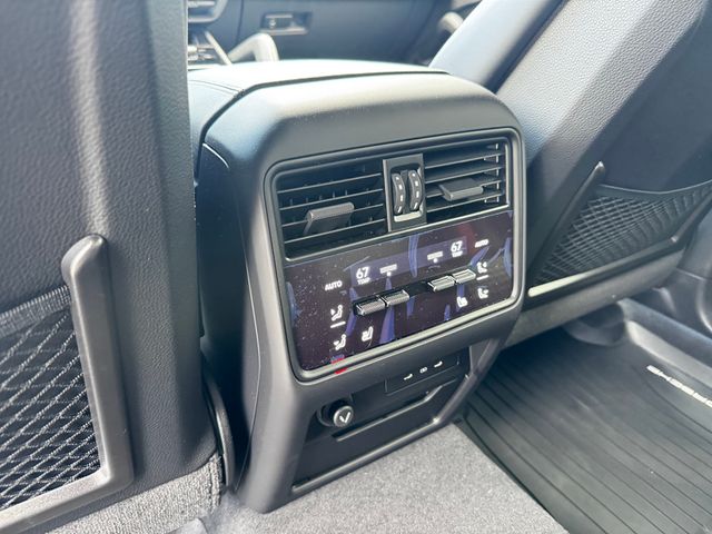 2025 Porsche Cayenne GTS Coupe AWD - 22956149 - 16