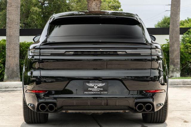 2025 Porsche Cayenne GTS Coupe AWD - 23037995 - 9