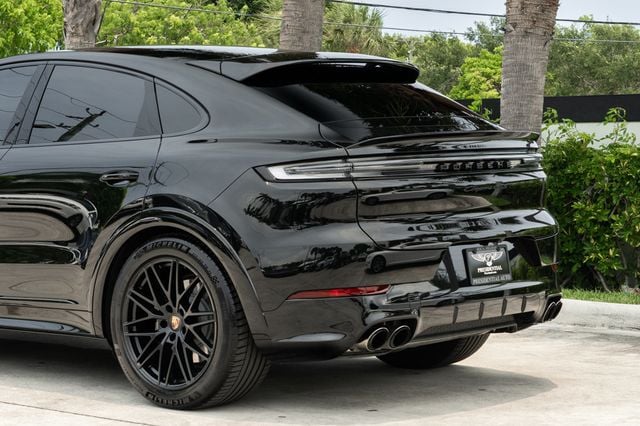 2025 Porsche Cayenne GTS Coupe AWD - 23037995 - 5