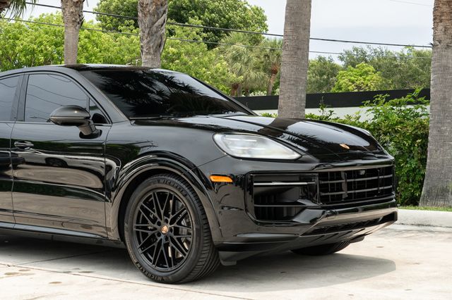 2025 Porsche Cayenne GTS Coupe AWD - 23037995 - 8