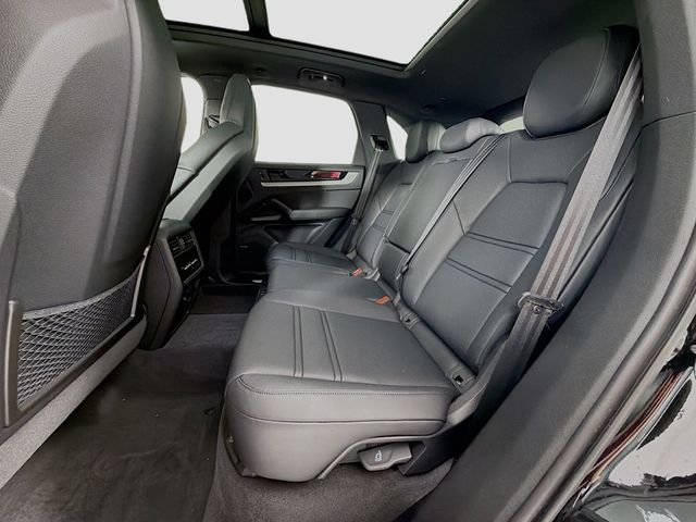 2025 Porsche Cayenne S AWD - 23038869 - 24