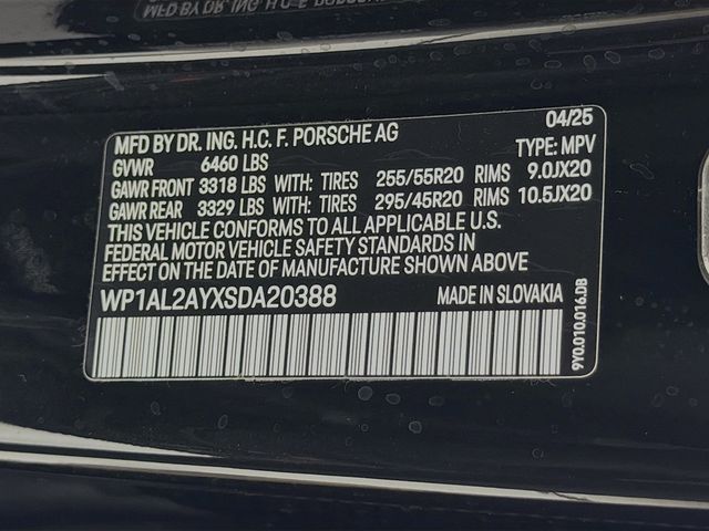 2025 Porsche Cayenne S AWD - 23038869 - 39