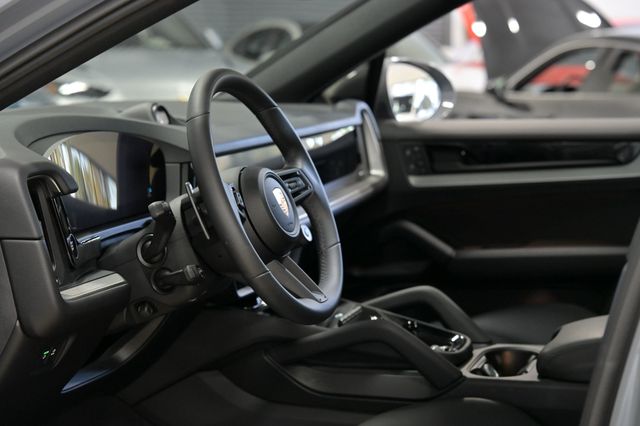 2025 Porsche Cayenne S Coupe AWD - 23007101 - 20