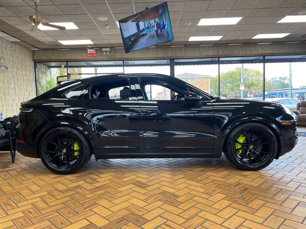 2025 Porsche Cayenne S E-Hybrid Coupe AWD - 23095614 - 9