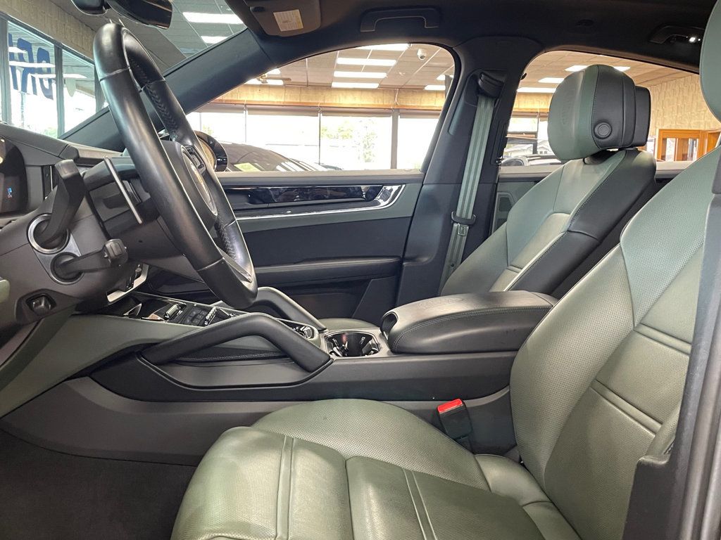 2025 Porsche Cayenne S E-Hybrid Coupe AWD - 23095614 - 16