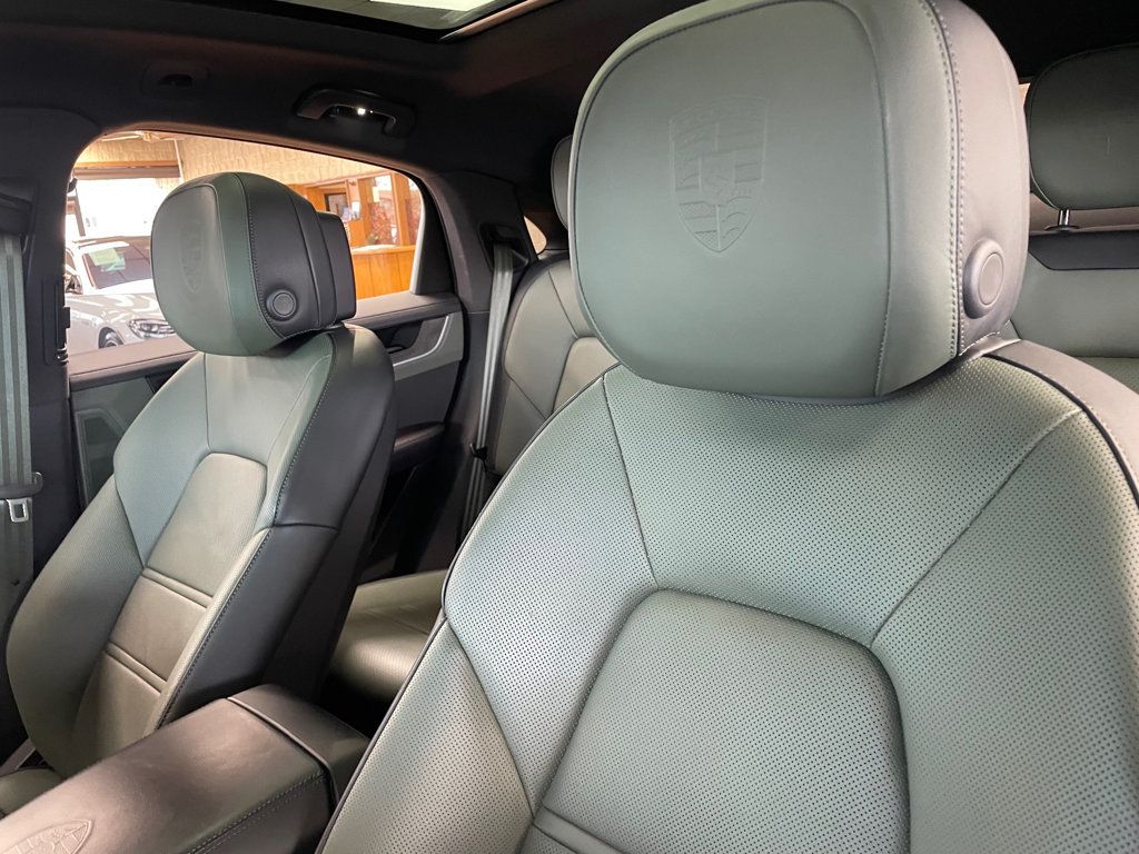 2025 Porsche Cayenne S E-Hybrid Coupe AWD - 23095614 - 19