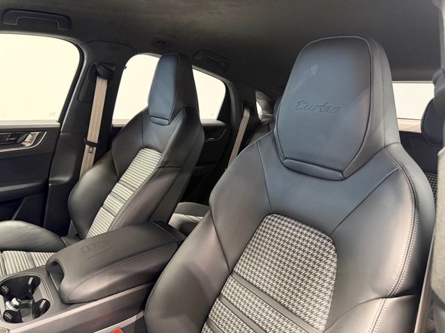 2025 Porsche Cayenne Turbo E-Hybrid Coupe AWD - 23065574 - 12