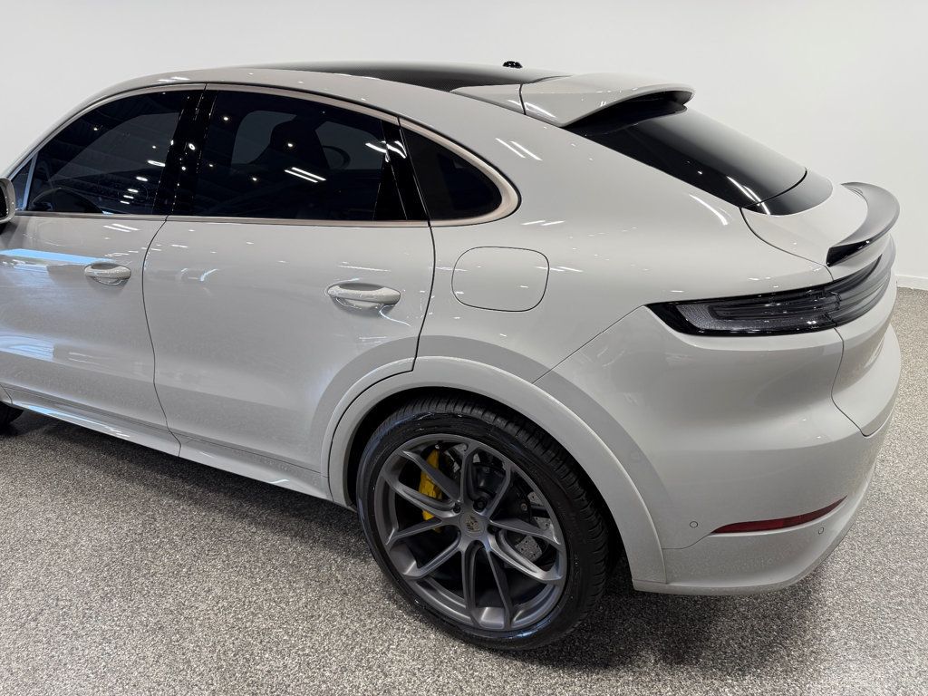 2025 Porsche Cayenne Turbo E-Hybrid Coupe AWD - 23065574 - 25