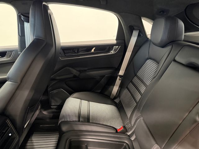 2025 Porsche Cayenne Turbo E-Hybrid Coupe AWD - 23065574 - 29
