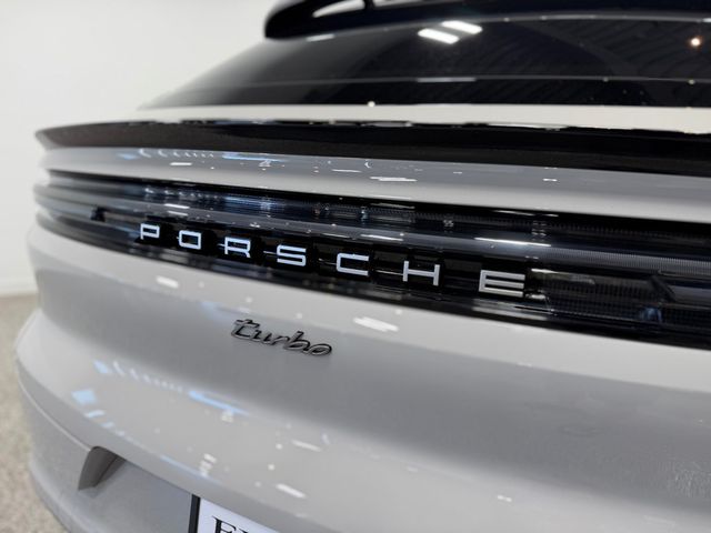 2025 Porsche Cayenne Turbo E-Hybrid Coupe AWD - 23065574 - 36