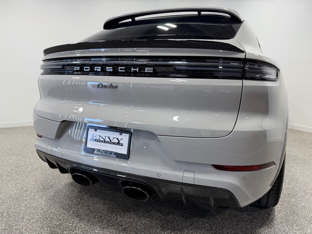 2025 Porsche Cayenne Turbo E-Hybrid Coupe AWD - 23065574 - 37