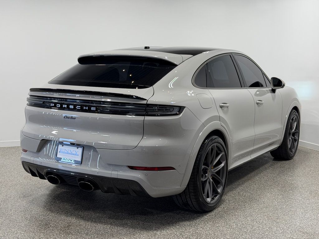 2025 Porsche Cayenne Turbo E-Hybrid Coupe AWD - 23065574 - 38