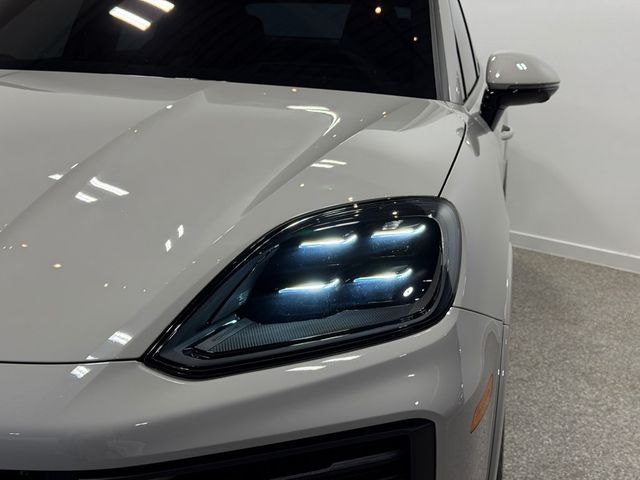 2025 Porsche Cayenne Turbo E-Hybrid Coupe AWD - 23065574 - 3