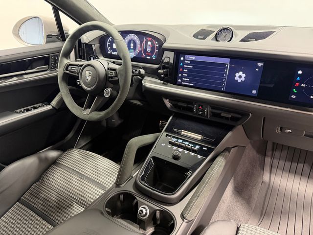 2025 Porsche Cayenne Turbo E-Hybrid Coupe AWD - 23065574 - 64