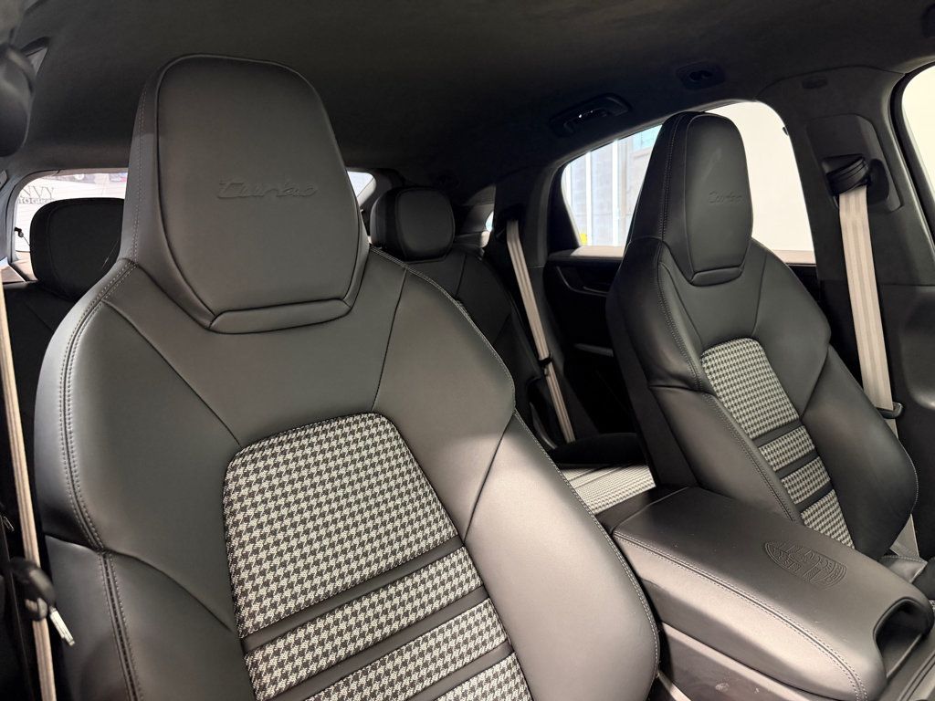2025 Porsche Cayenne Turbo E-Hybrid Coupe AWD - 23065574 - 65