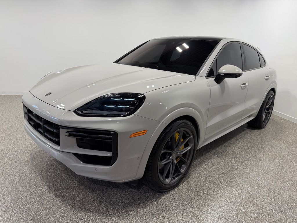 2025 Porsche Cayenne Turbo E-Hybrid Coupe AWD - 23065574 - 6