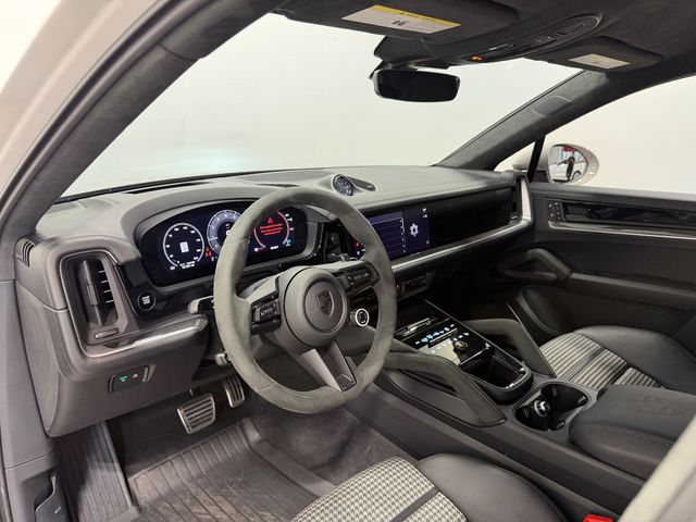 2025 Porsche Cayenne Turbo E-Hybrid Coupe AWD - 23065574 - 72