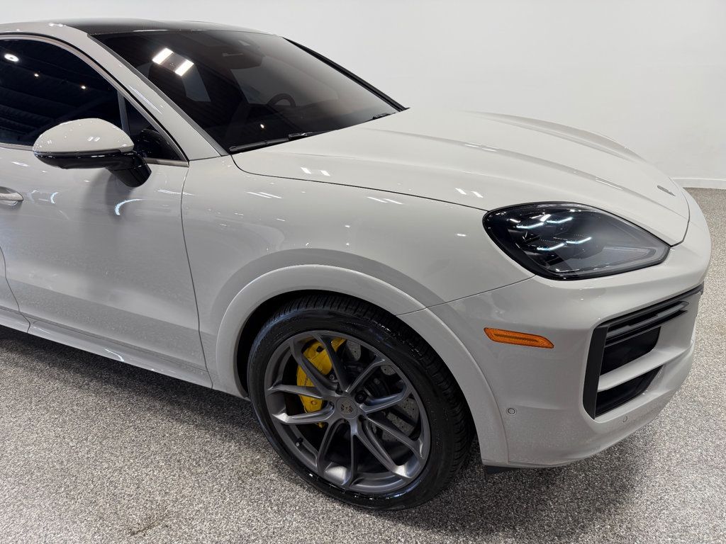 2025 Porsche Cayenne Turbo E-Hybrid Coupe AWD - 23065574 - 93